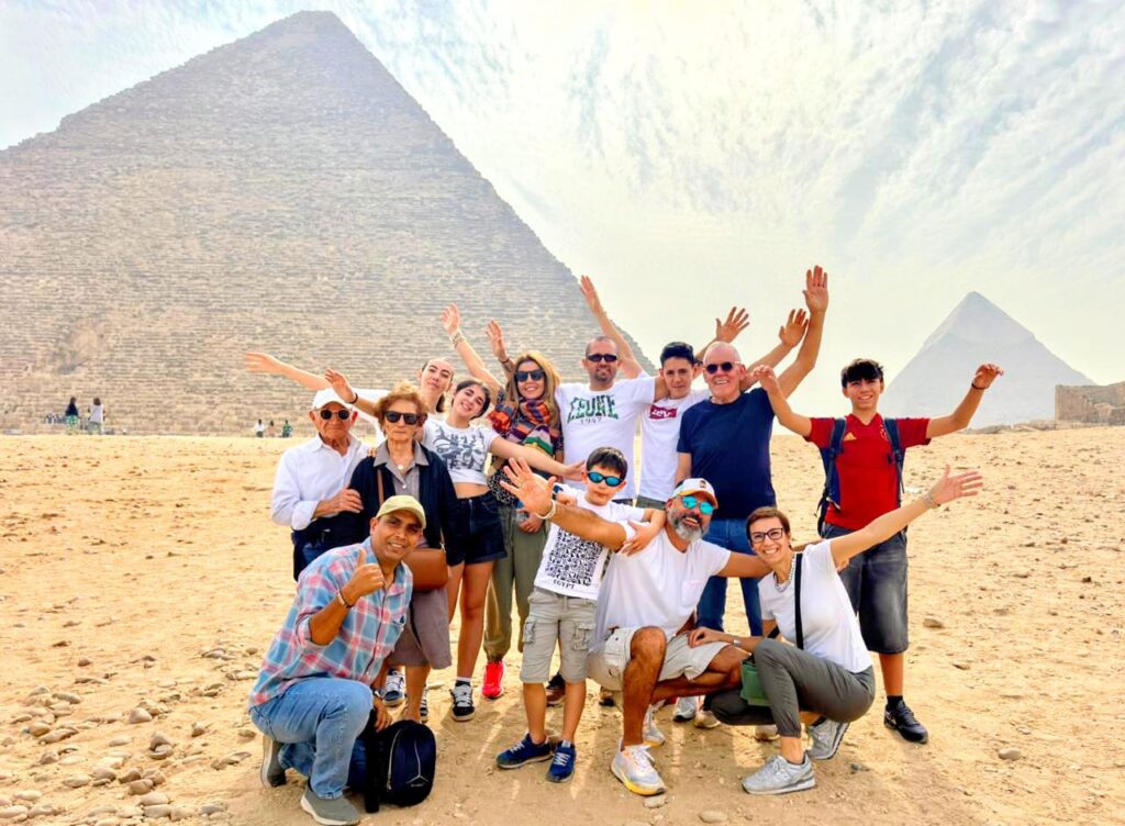 Групповые или индивидуальные экскурсии — что выбрать и в чем разница