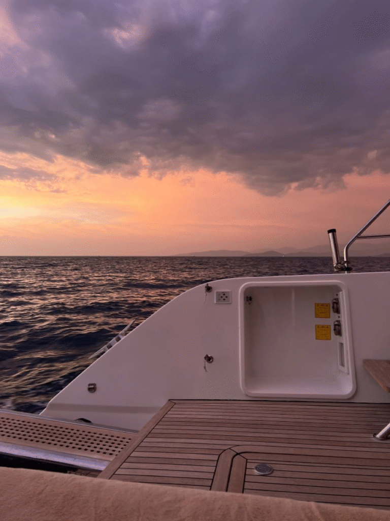 Ранние морские круизы в Хургаде — магия утра над Красным морем