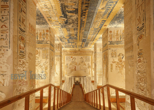 Храм царицы Хатшепсут: Полный путеводитель по жемчужине Луксора