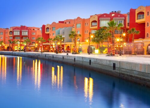 Вечерние развлечения в Хургаде: лучшие шоу, ночная жизнь и культурные программы Египта